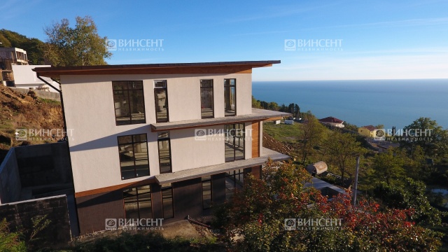 Проекты домов с панорамными окнами фото
