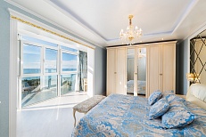 Квартира с видом на море
